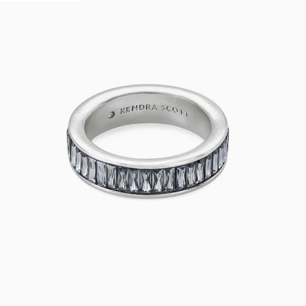 NWOT Jack Silver Band Ring in Charcoal Gray Crystal